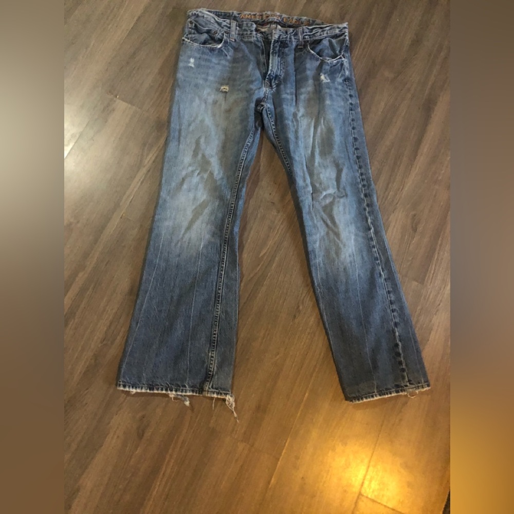 American eagle men’s jeans. 2 pairs!